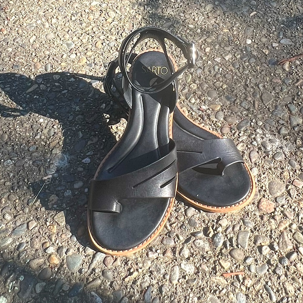 Franco Sarto Black Leather Sandals
